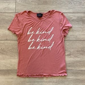 DISCREET “BE KIND” TEE JUNIORS SIZE MEDIUM